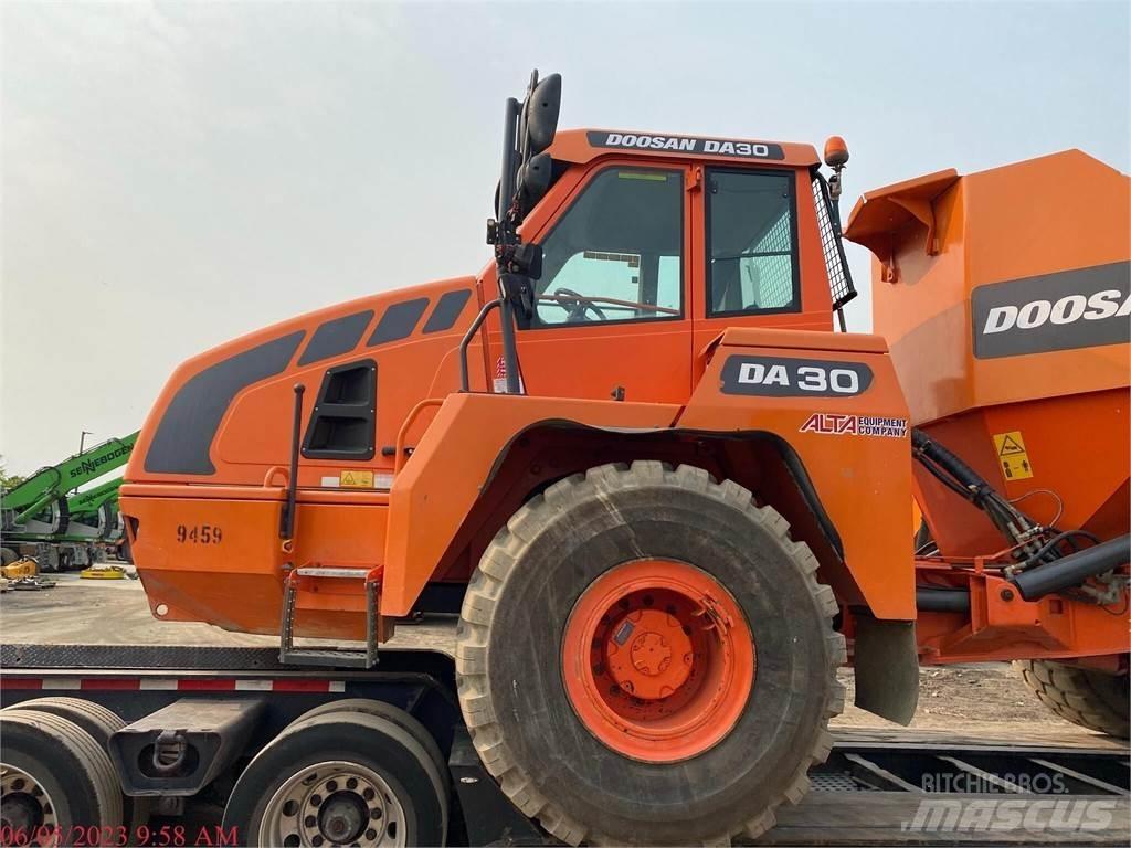 Doosan DA30-5 Dumper - Knickgelenk