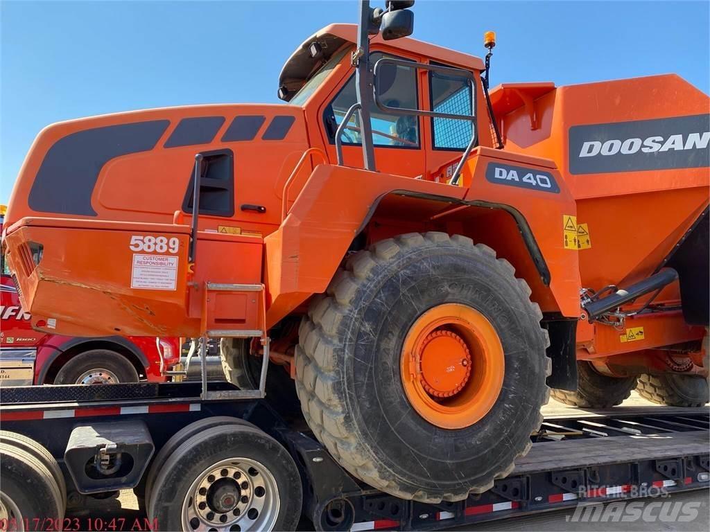 Doosan DA40-5 Dumper - Knickgelenk