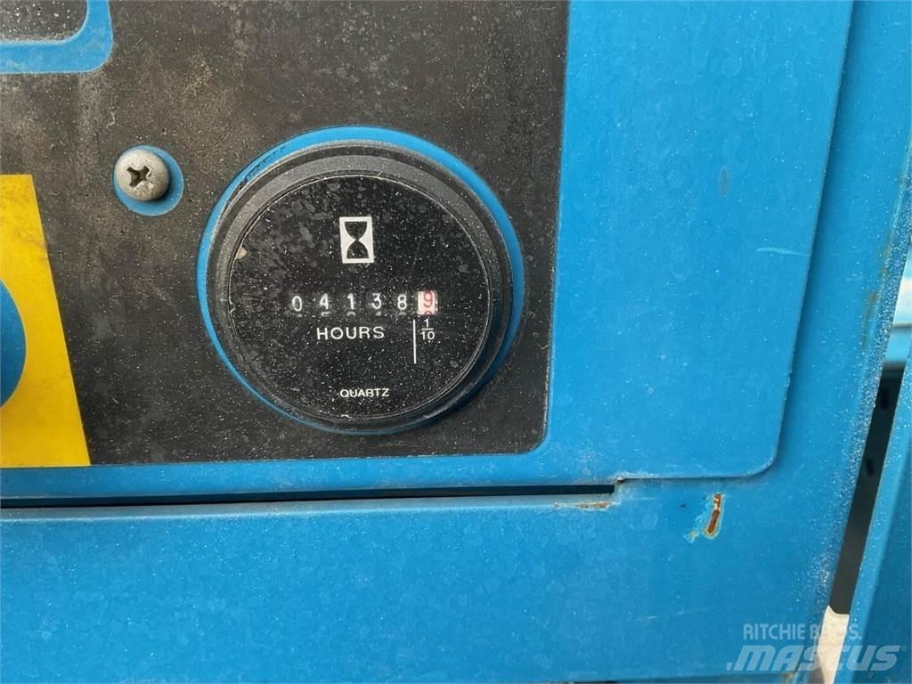 Genie GS4390RT Scheren-Arbeitsbühnen