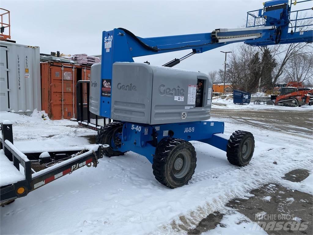 Genie S40 Teleskopbühnen