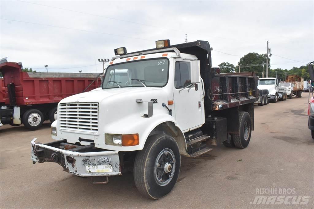 International 4700 Kipper