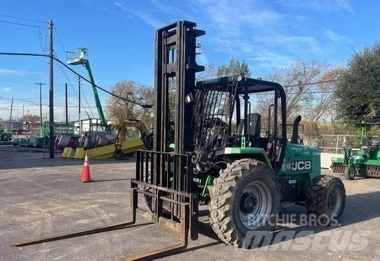 JCB 930 Geländestapler
