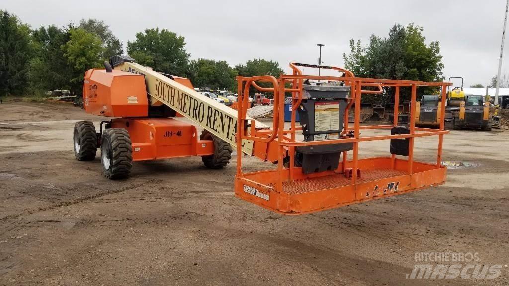 JLG 600S Teleskopbühnen