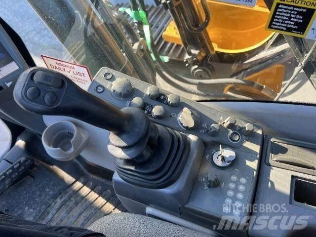 John Deere 210G LC Raupenbagger