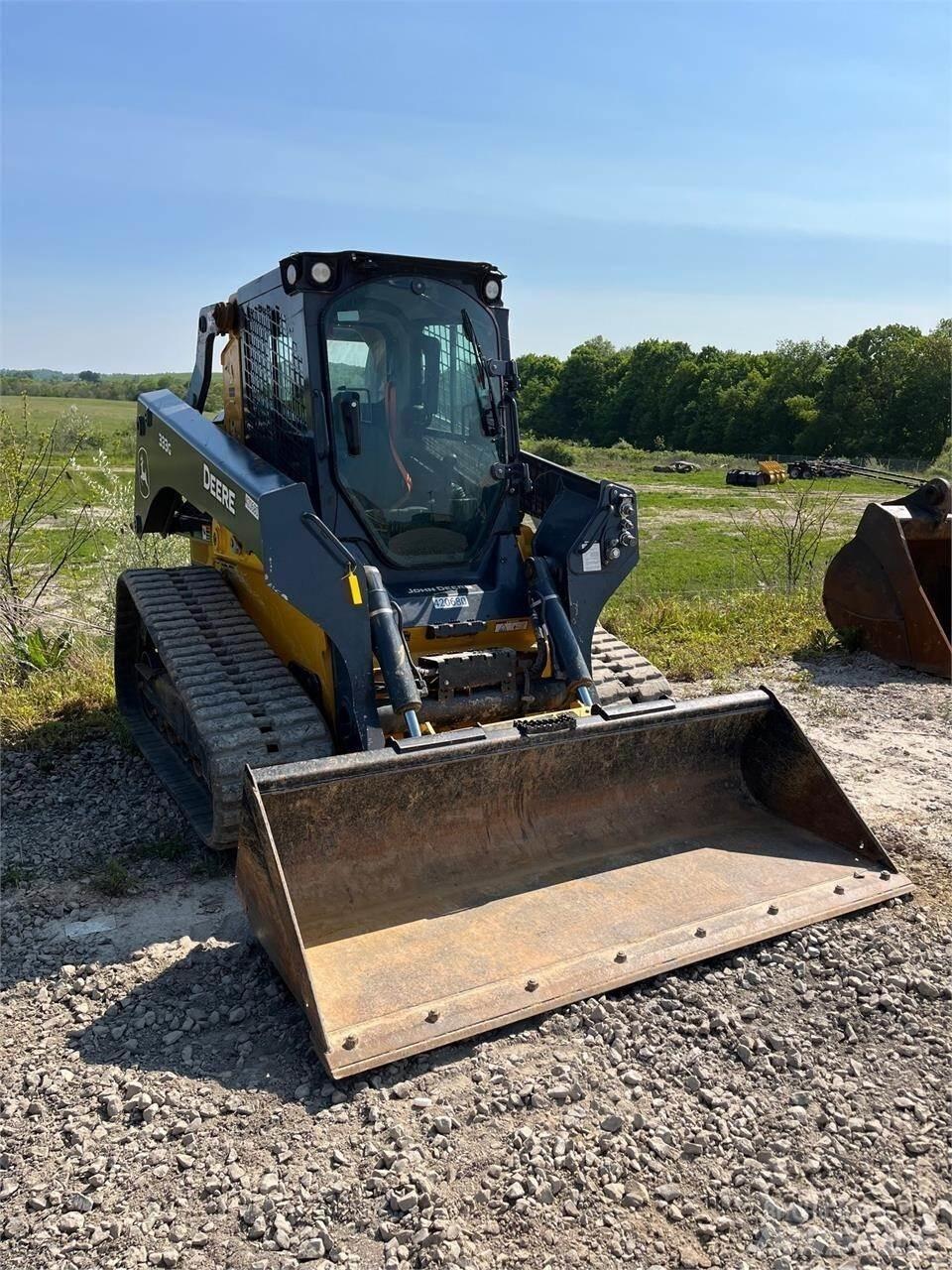John Deere 333G Kompaktlader