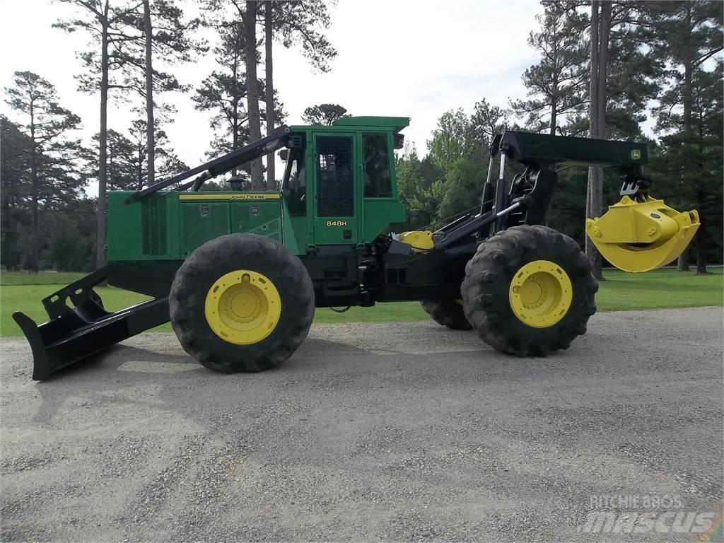 John Deere 848H Stammholzschlepper