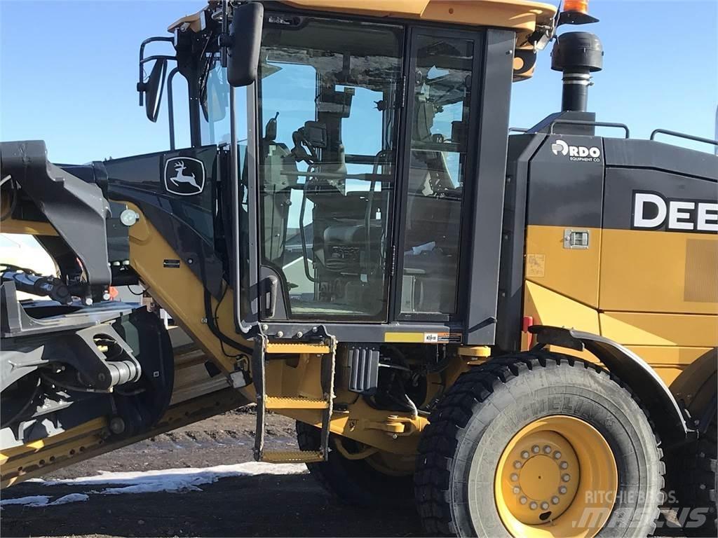 John Deere 872G Grader