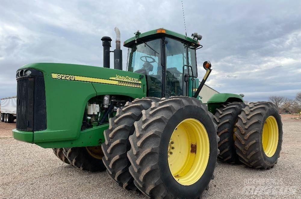 John Deere 9220 Traktoren
