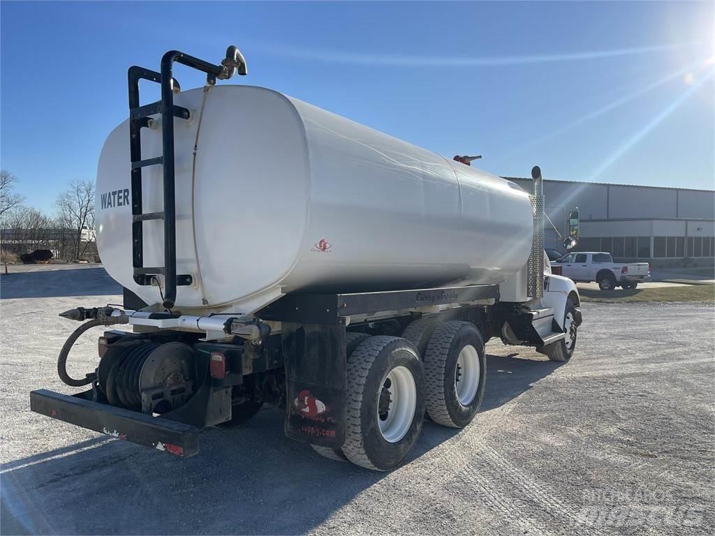 Kenworth T370 Wassertanker