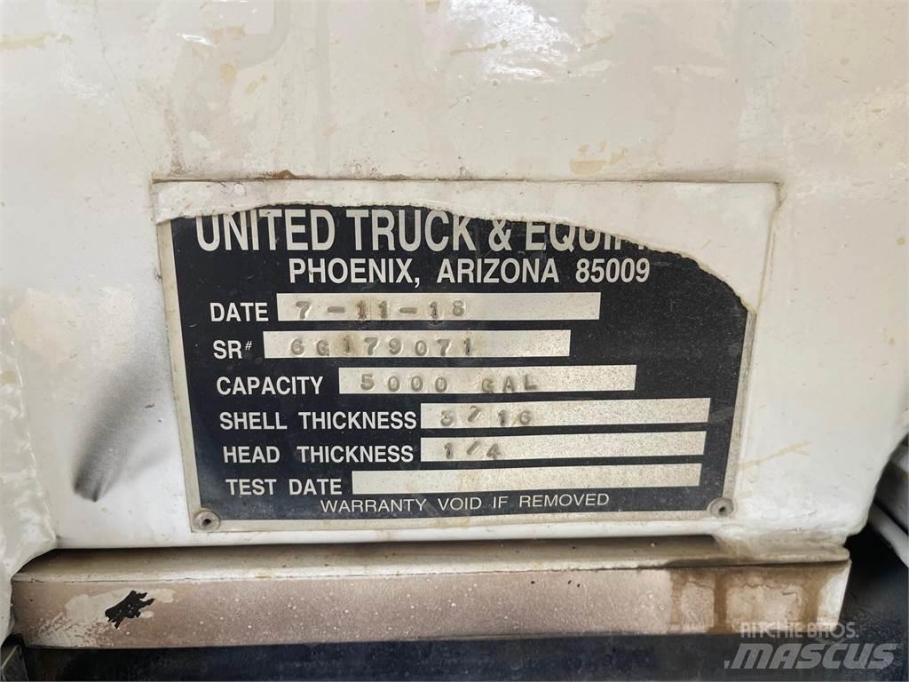 Kenworth T440 Wassertanker