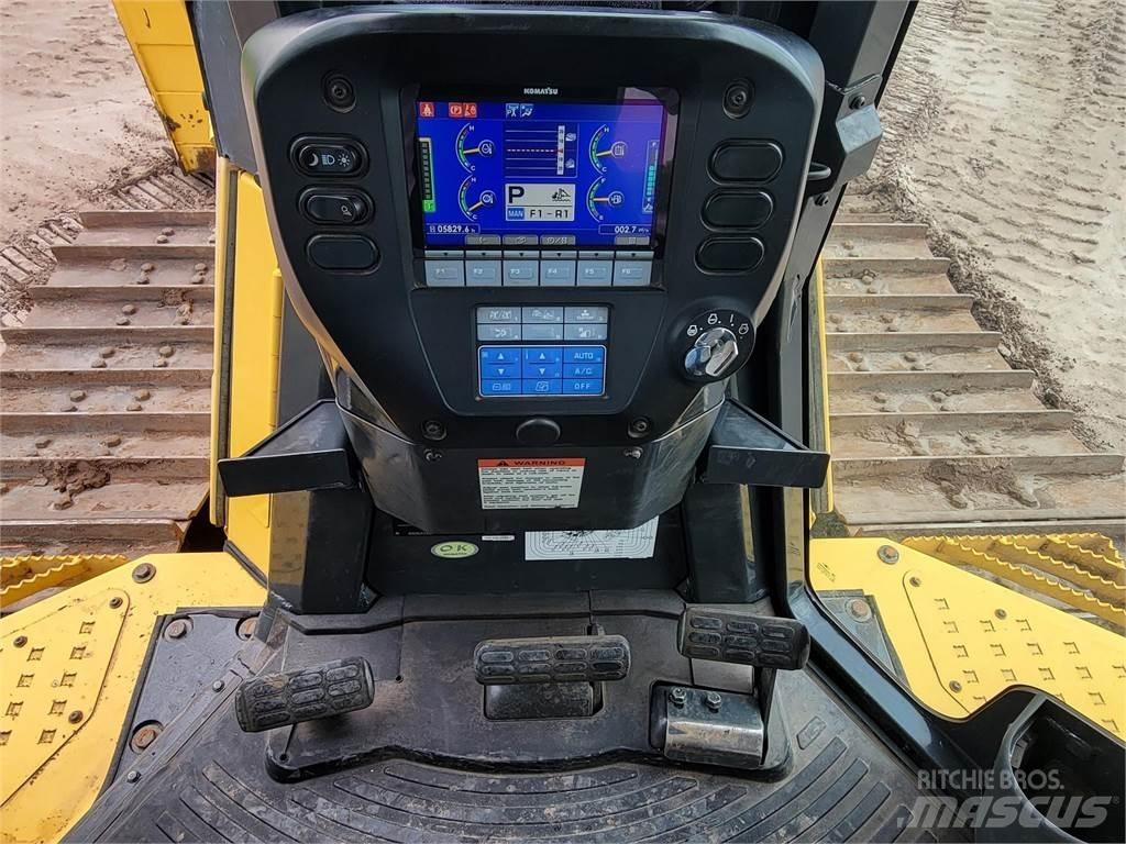 Komatsu D65PX-18 Bulldozer