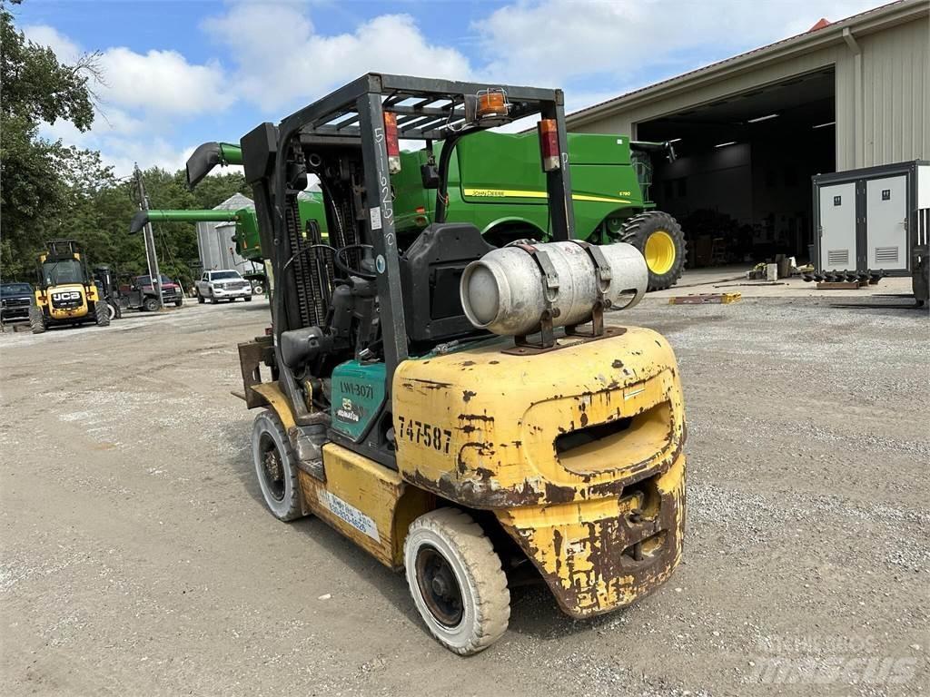 Komatsu FG25T-14 Andere Gabelstapler