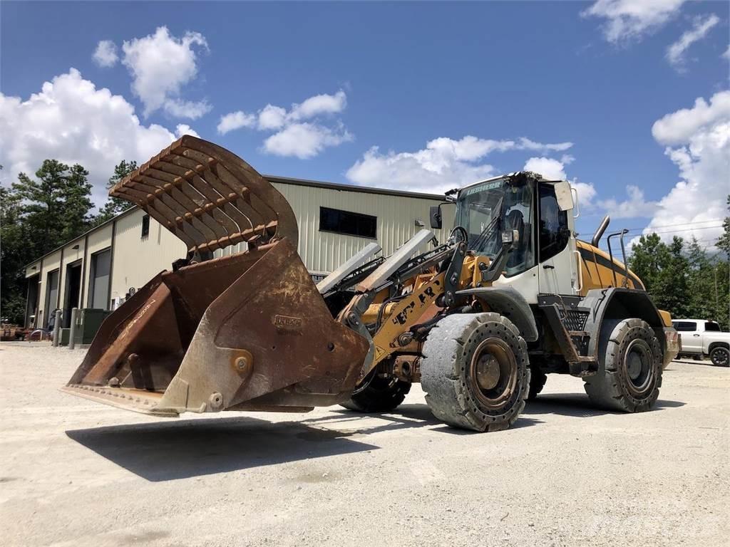 Liebherr L542 Materialumschlag