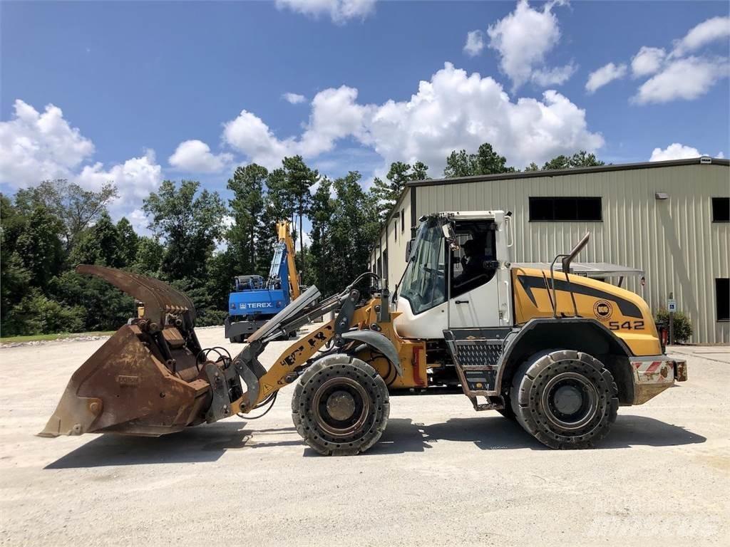 Liebherr L542 Materialumschlag