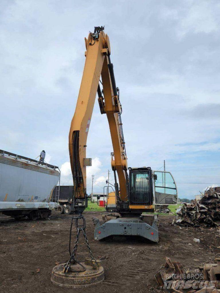 Liebherr LH30M Materialumschlag