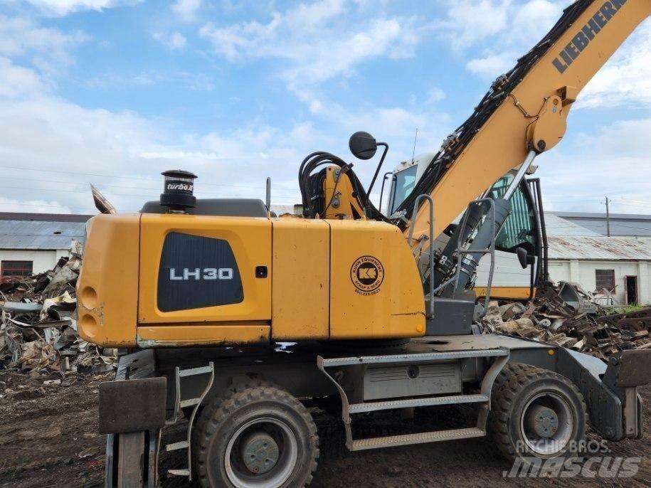 Liebherr LH30M Materialumschlag