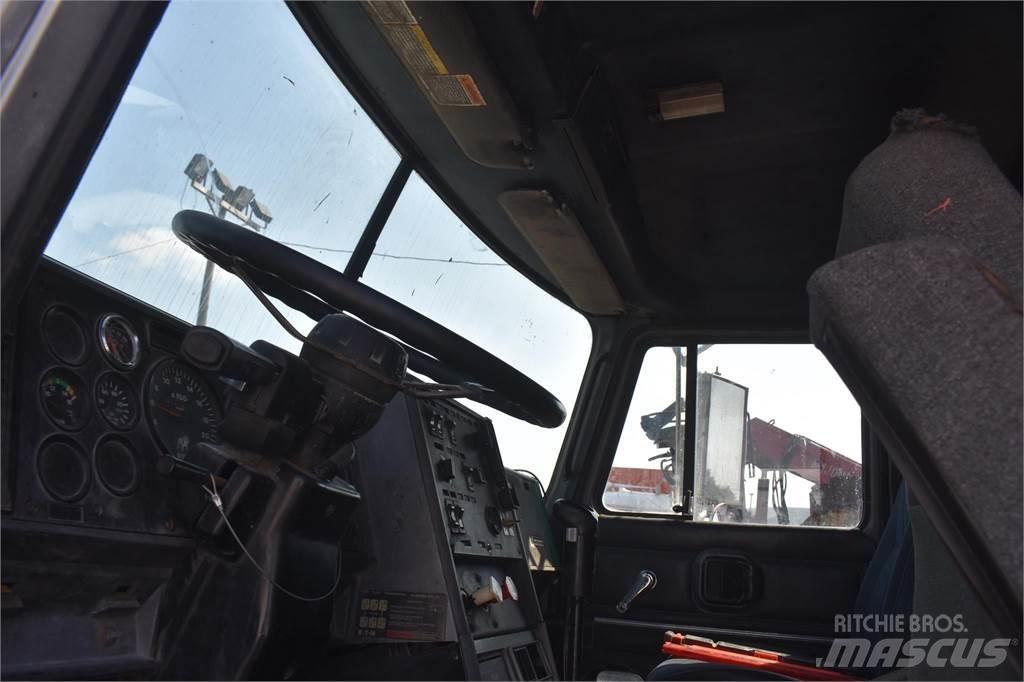 Mack CH613 Kipper