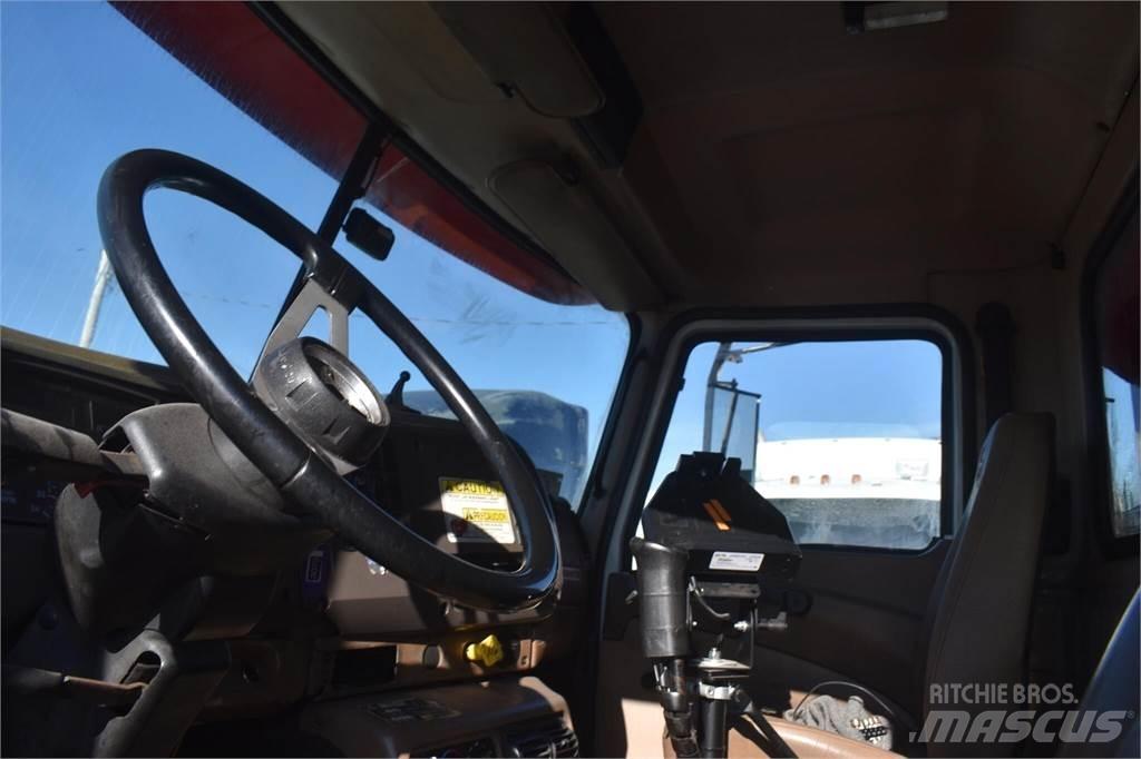 Mack GRANITE CV713 Kipper
