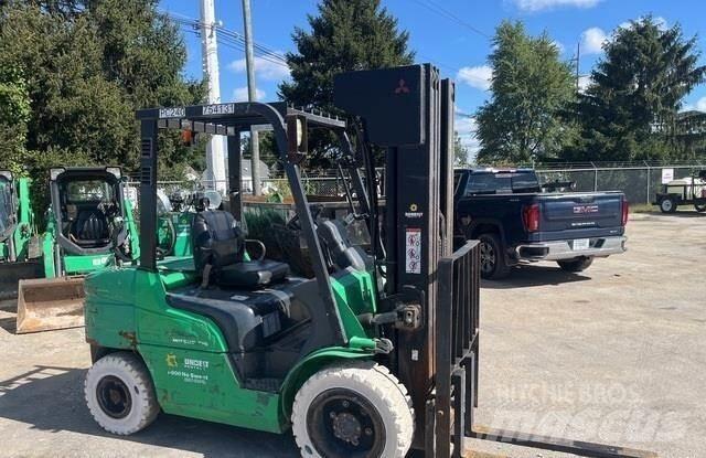 Mitsubishi FG30N Andere Gabelstapler