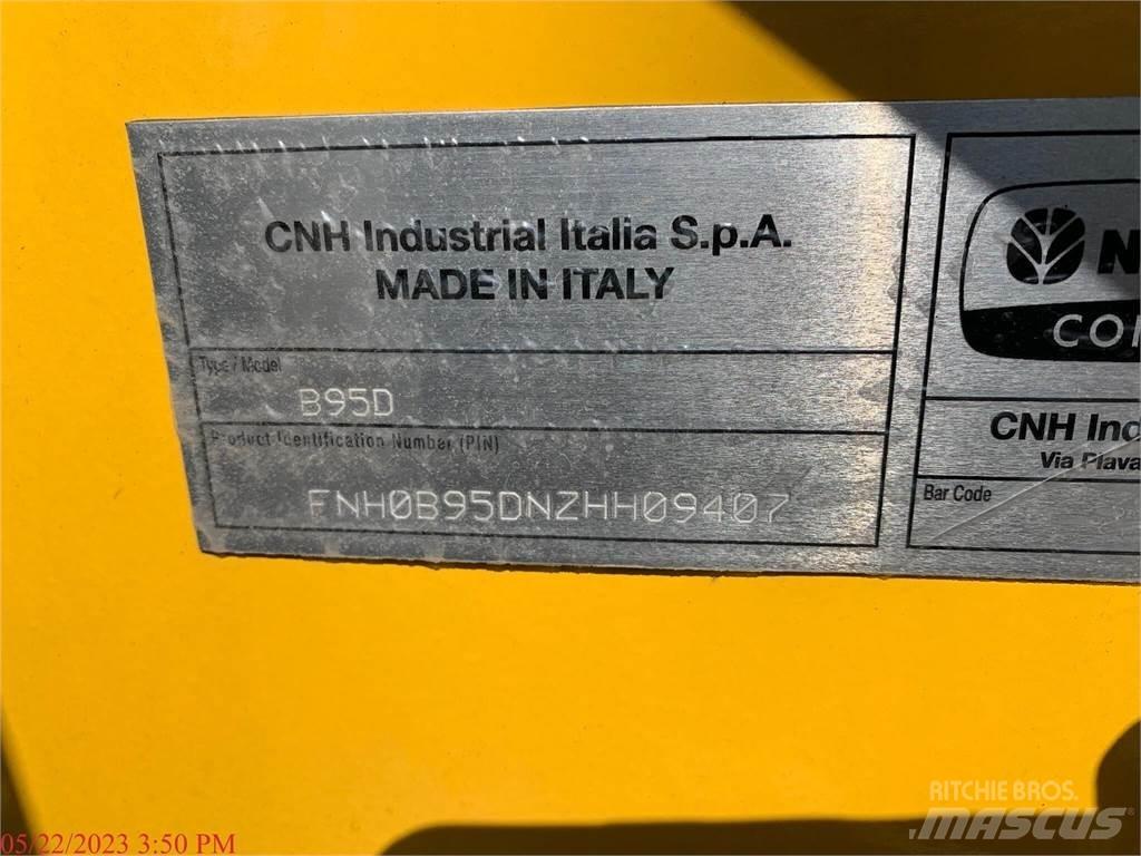 New Holland B95D Baggerlader