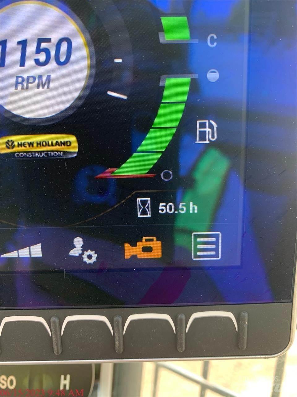 New Holland C332 Kompaktlader
