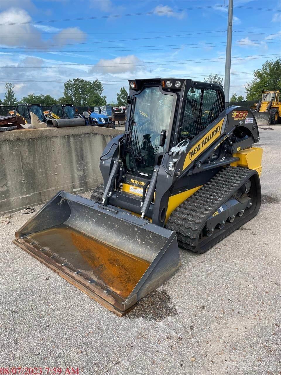 New Holland C337 Kompaktlader