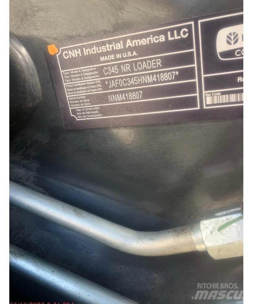 New Holland C345 Kompaktlader