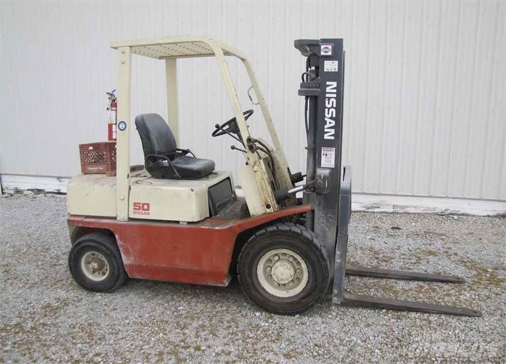 Nissan PF02A25V Andere Gabelstapler