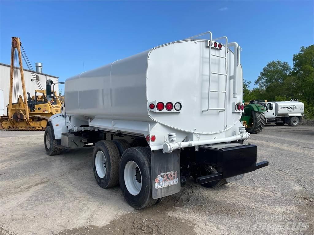 Peterbilt 335 Wassertanker