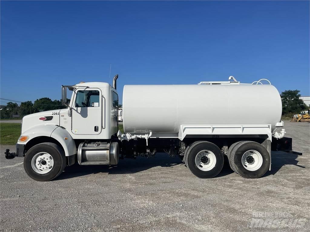 Peterbilt 348 Wassertanker