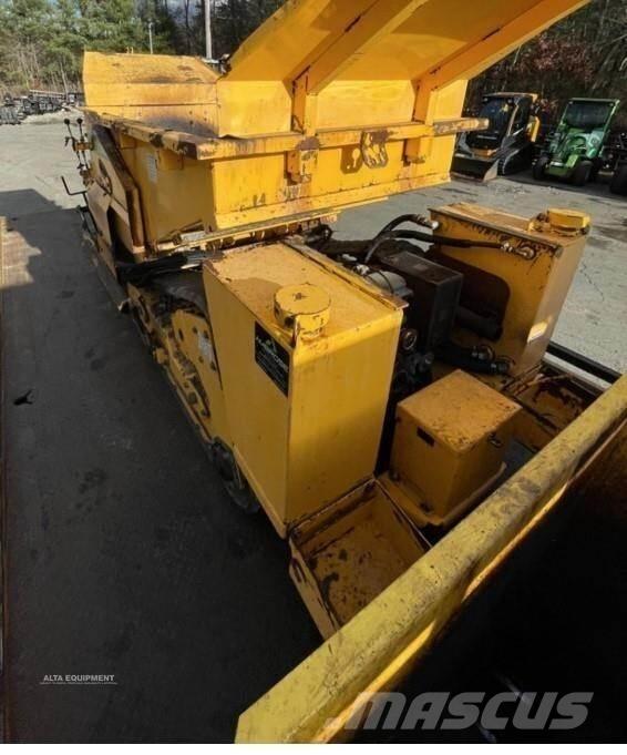  SALSCO TP44TD Strassenfertiger