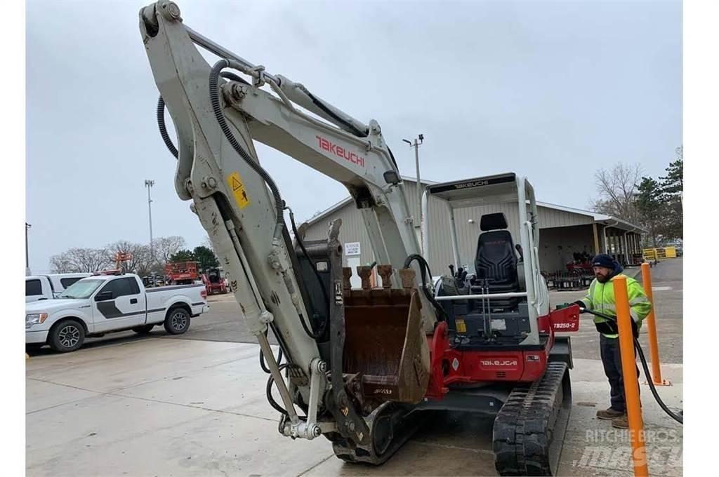 Takeuchi TB250-2 Minibagger < 7t