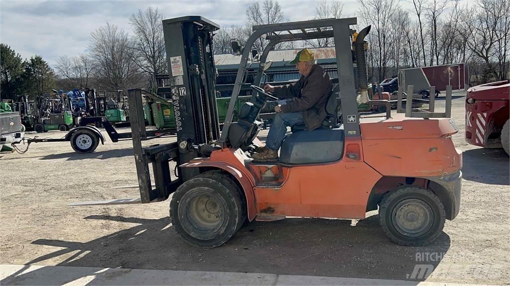 Toyota 7FDU45 Andere Gabelstapler