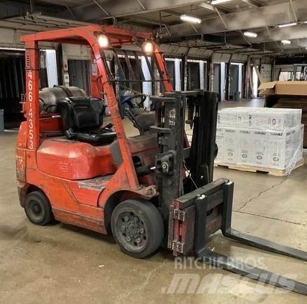 Toyota 7FGCU25 Andere Gabelstapler