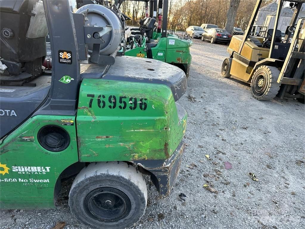 Toyota 8FGU30 Andere Gabelstapler