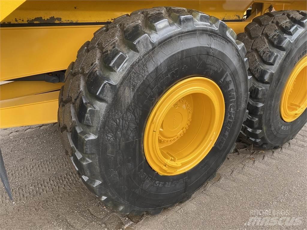 Volvo A25G Wassertanker