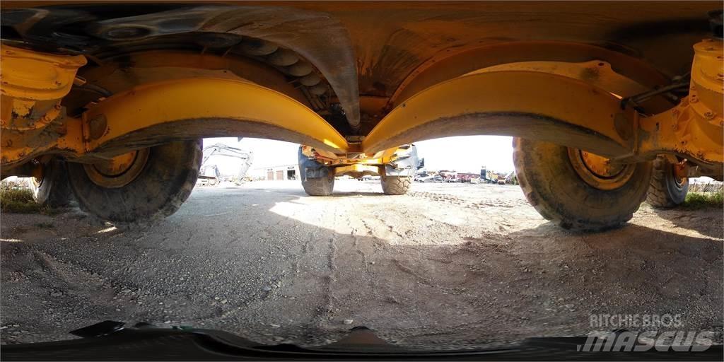 Volvo A40G Dumper - Knickgelenk