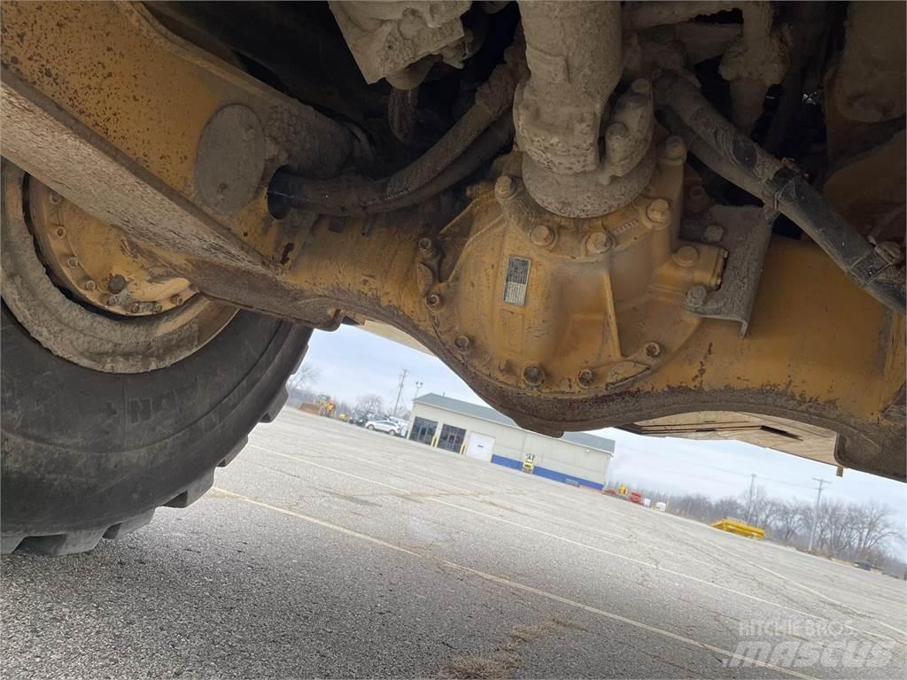 Volvo A40G Dumper - Knickgelenk