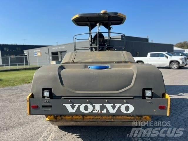 Volvo DD120C Tandemwalzen