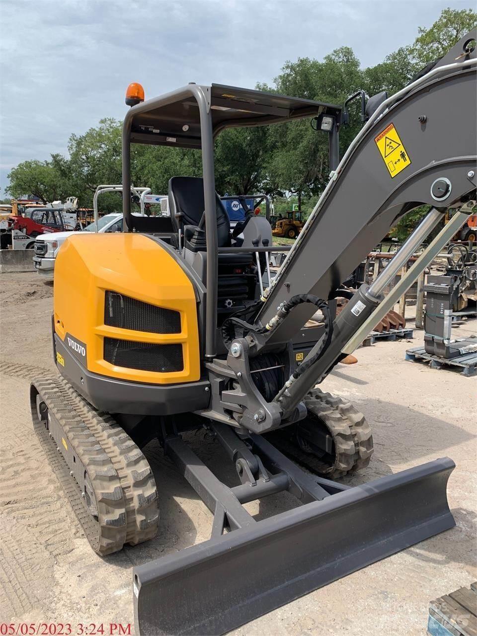 Volvo ECR40D Minibagger < 7t