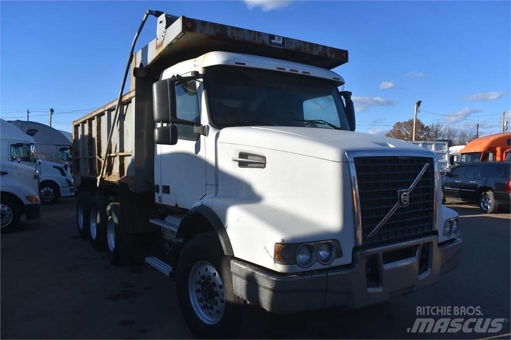 Volvo VHD84B200 Kipper