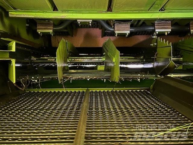 CLAAS Mega 208 Mähdrescher