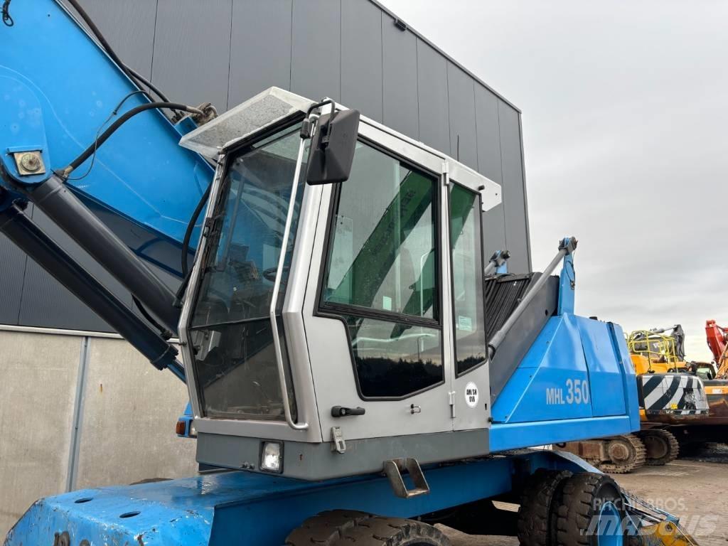 Fuchs MHL350  --  MHL 350 Materialumschlag
