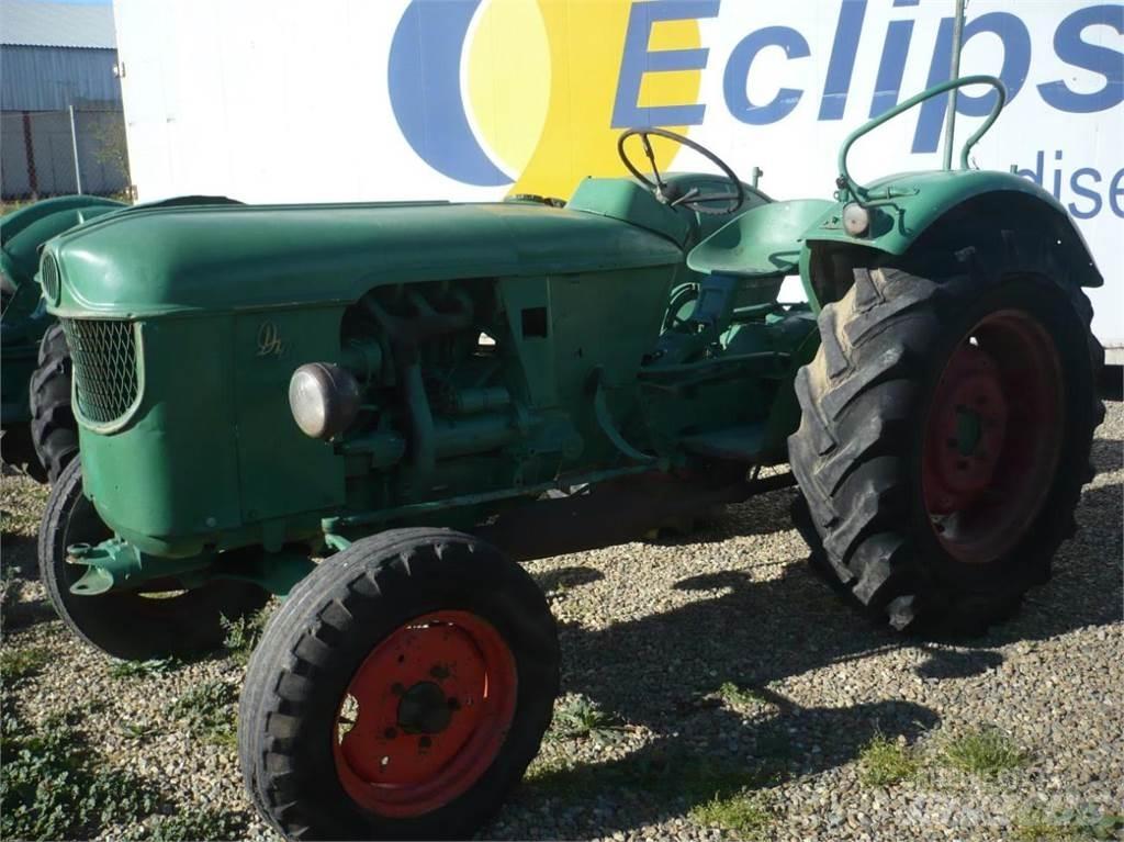 Deutz-Fahr D 40 Traktoren