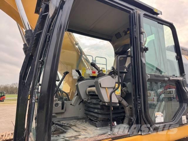 CAT 326 F LN Raupenbagger
