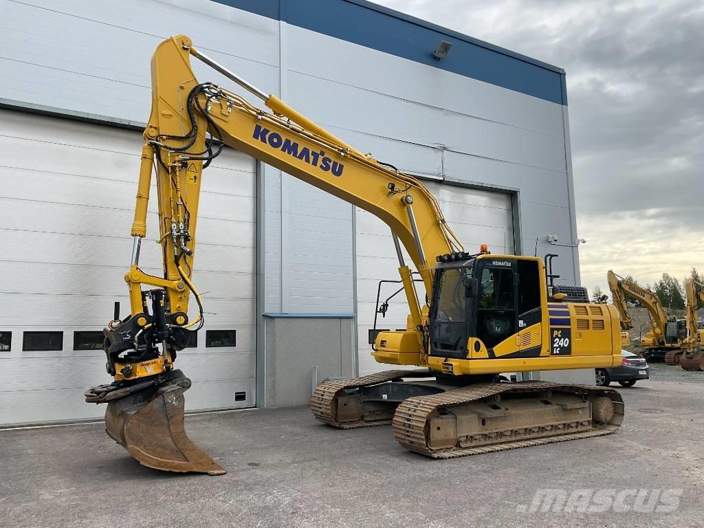 Komatsu PC240LC-11 Raupenbagger