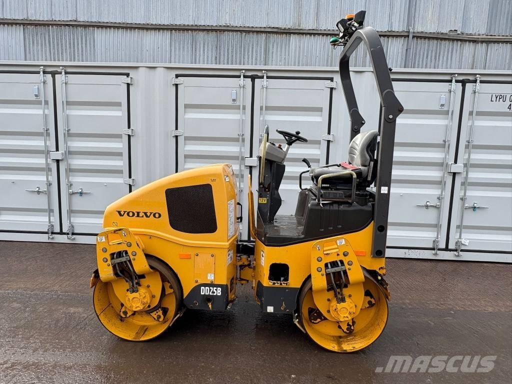 Volvo DD 25 B Tandemwalzen