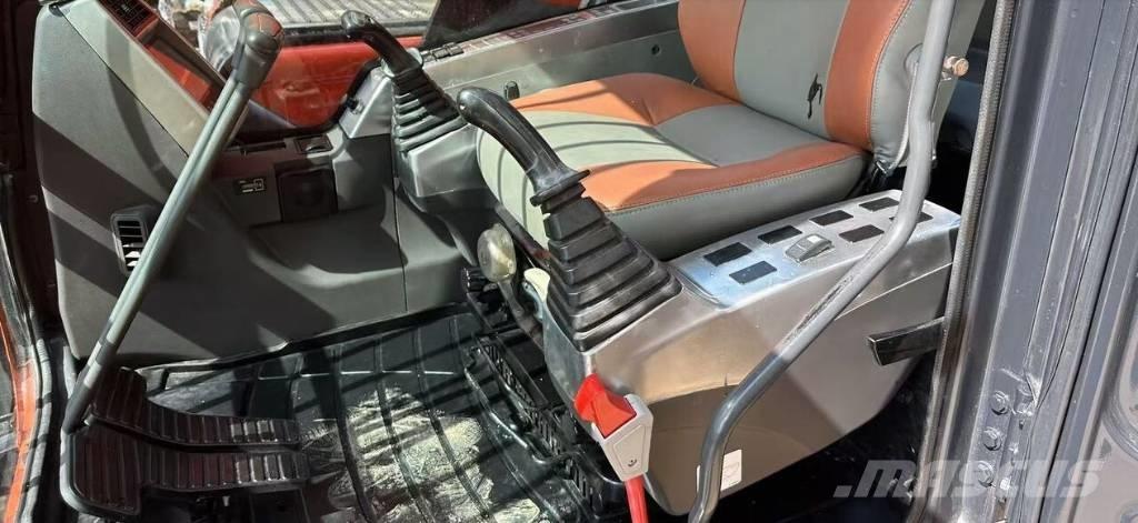 Doosan DX340 Raupenbagger