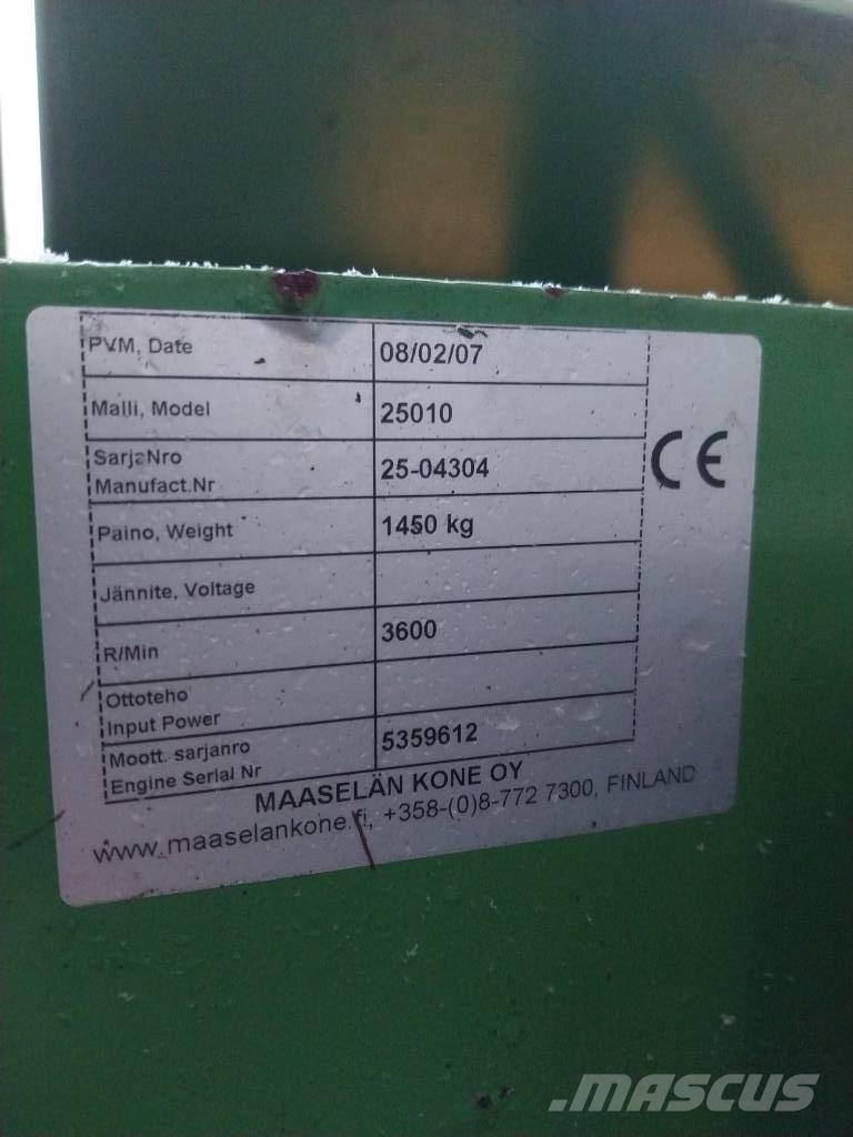 Varmolift 25010 Futtermischwagen