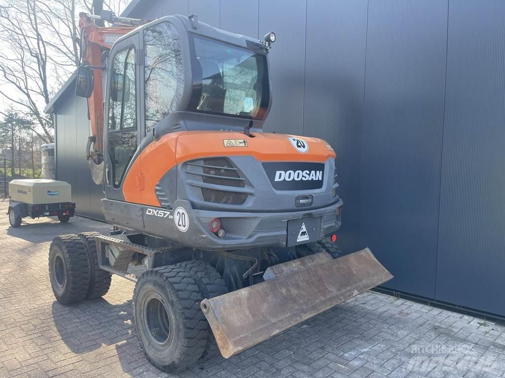 Doosan DX57W Mobilbagger